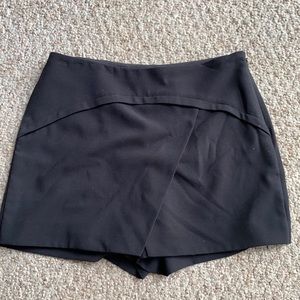 BCBG Black wrap mini skort